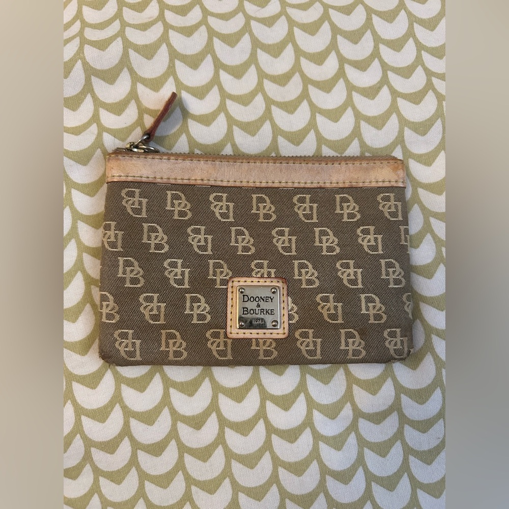 Dooney & Burke coin purse/small zipper wallet